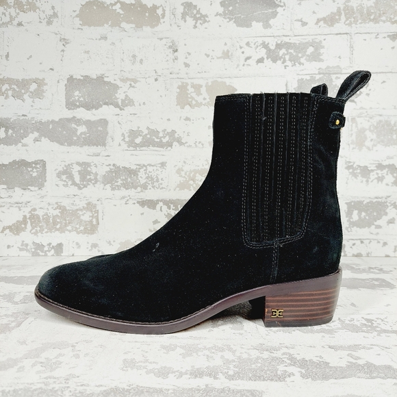 New Sam Edelman Bronson Black Suede Low Stack Heel Bootie O473 - Picture 1 of 12